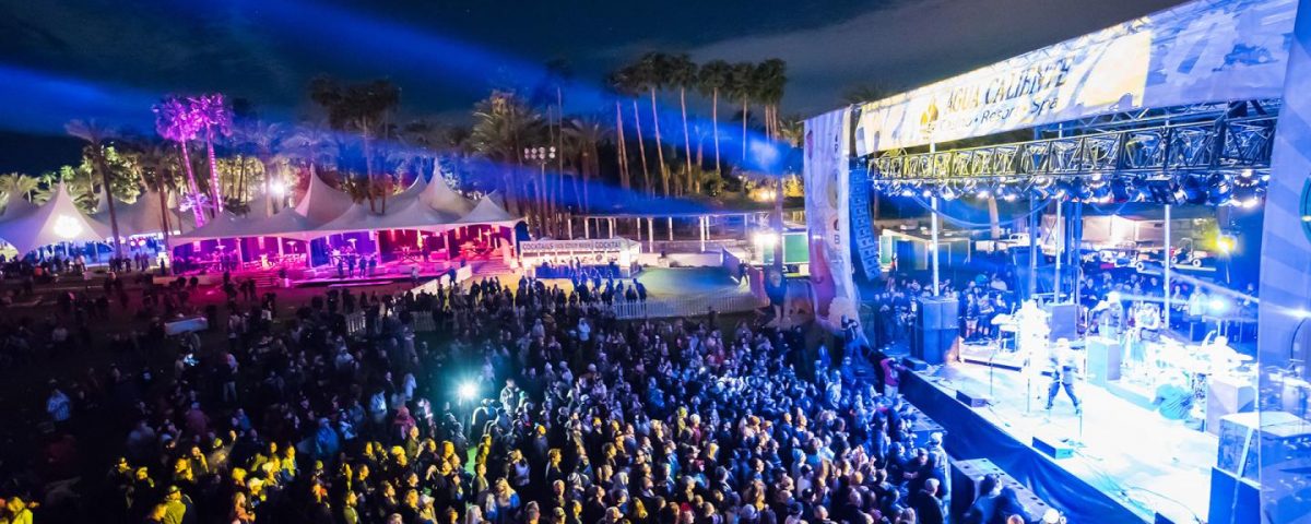 Image showing a crowd of people enjoying the concert.